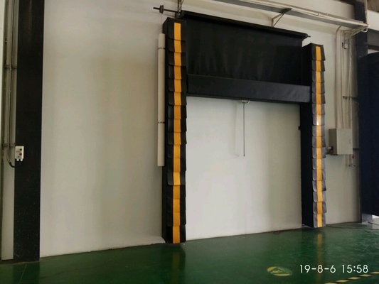 Logistics Loading Bay Door Loading Dock Seals Thermal Insulated For Outside