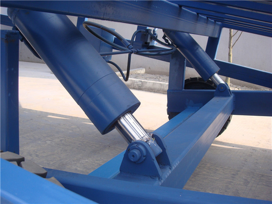 Portable Mobile Yard Ramp Electric Dock Leveler 1200mm-1800mm Working Range