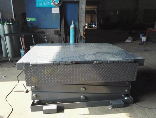 Scissor Mechanism Mezzanine Goods Lift 4T 5T 6T Load Capacity