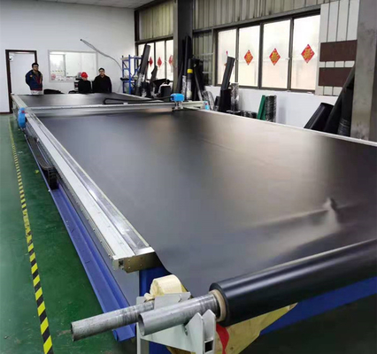 Mechanical Loading Dock Shelter With PVC Febric At Warehouse Loading Dock Bay