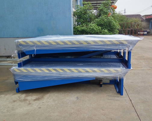 Customization Forklift Hole 6T Electric Dock Leveler For Unloading  450mm Lip length