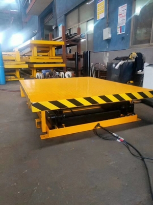 Hydraulic Scissor Lift 3500KG Loading Dock Lift With Manual Or Electric Lip