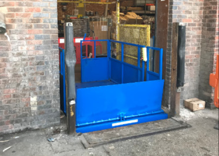 Warehouse 2000*3000mm Hydraulic Dock Scissor Lift With Electric Lip