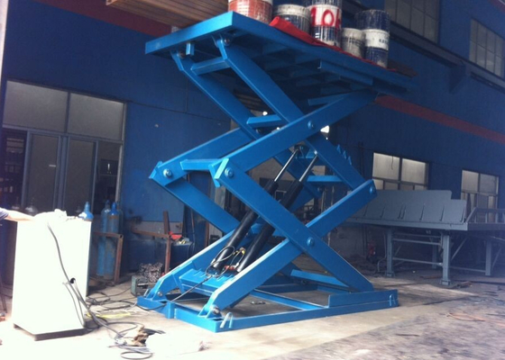 Couleur de bleu de plate-forme de travail de ciseaux de plates-formes d'ascenseur de ciseaux de palette d'embarcadère