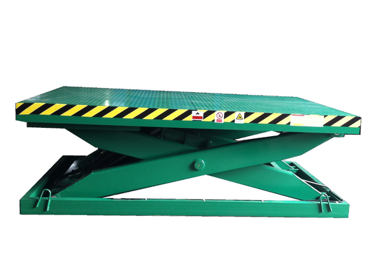Green Color,1600mm Height Scissor Lift Dock Leveler 2500mm*3000mm Table Size